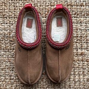 UGG Tazz Platform Slippers - Chestnut Size 8